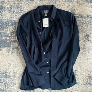 Slim fit dress shirt